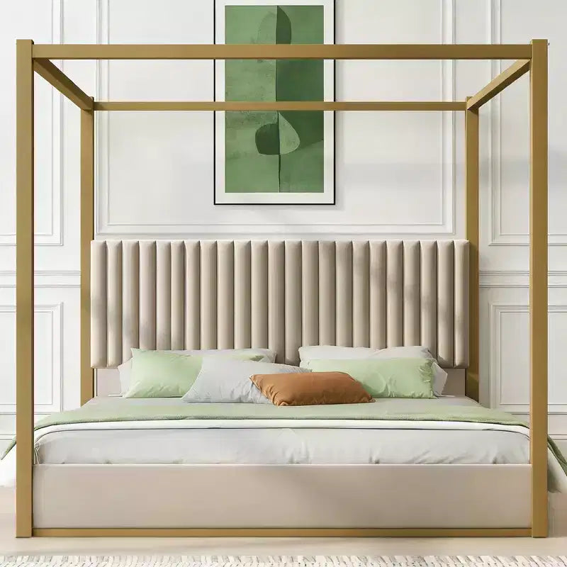 Letto a baldacchino King Size con testiera imbottita e struttura in metallo