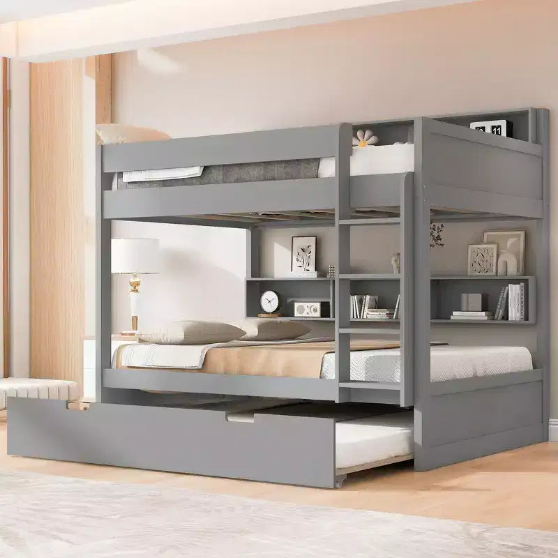 Letto a castello matrimoniale con letto estraibile e vani contenitori integrati